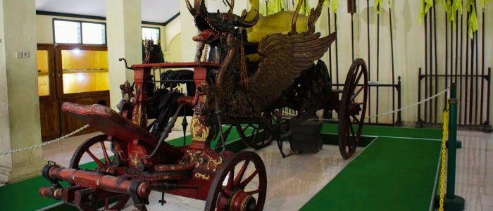 Kereta Kencana Singabarong: Simbol Sejarah Cirebon yang Wajib Dikunjungi